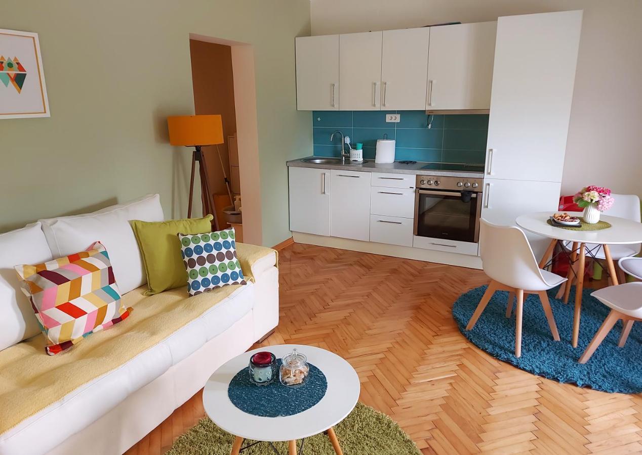 Apartments Iva Тиват Екстериор снимка