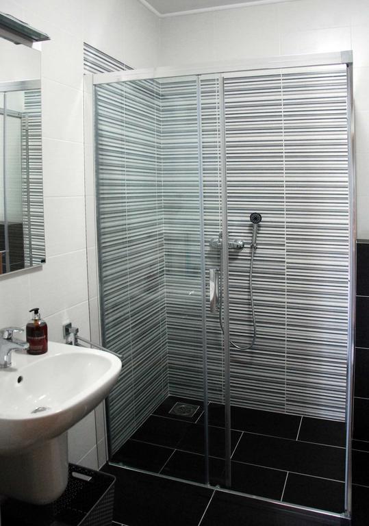Apartments Iva Тиват Стая снимка